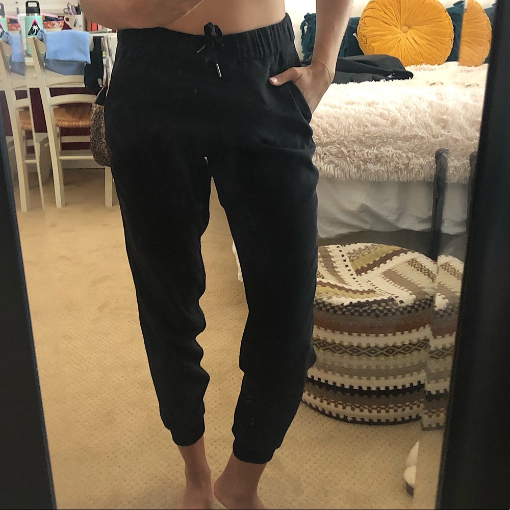 Lululemon Joggers 🏃🏽‍♀️